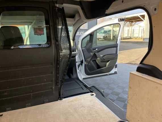 RENAULT Kangoo Kangoo Sésame-009.jpg